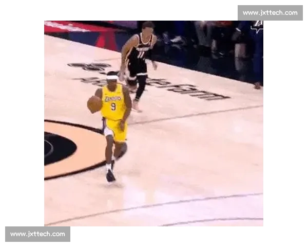 NBA最新交易动态：多队大换血引发联盟震动，新赛季阵容或将大变革