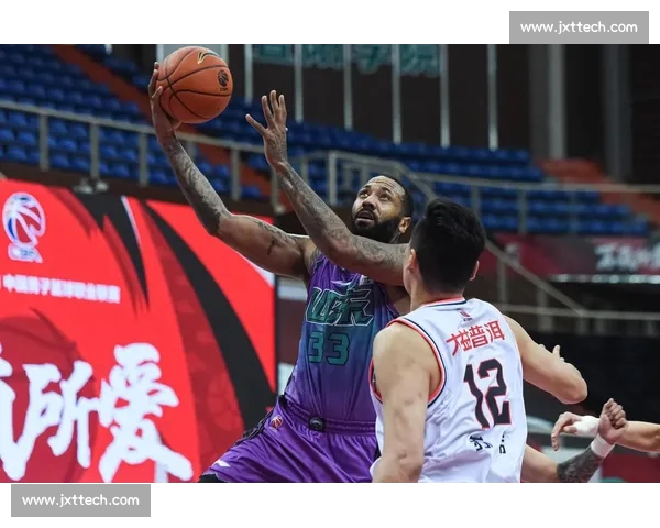 全景解析篮球比赛精彩瞬间与关键战术演示